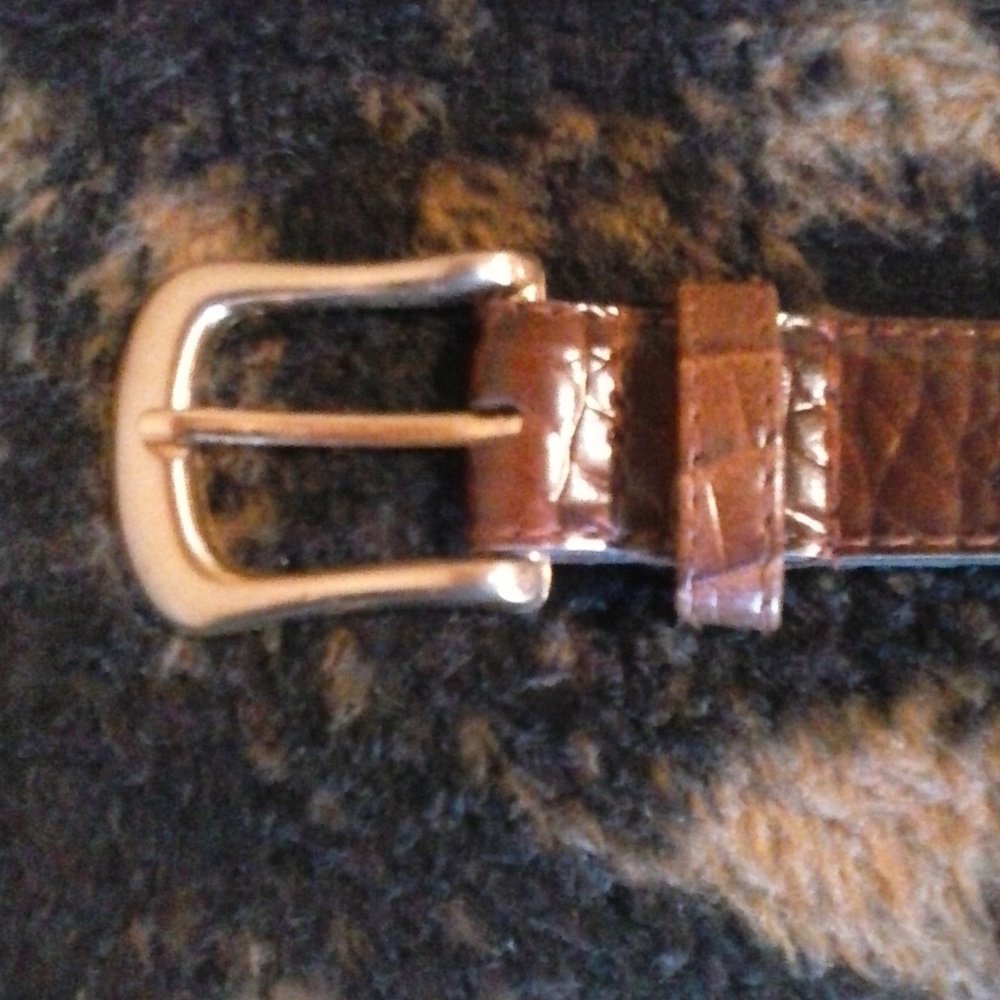 WOMENS BROWN TEXTURED LEATHER BELT w/ GOLD BUCKLE